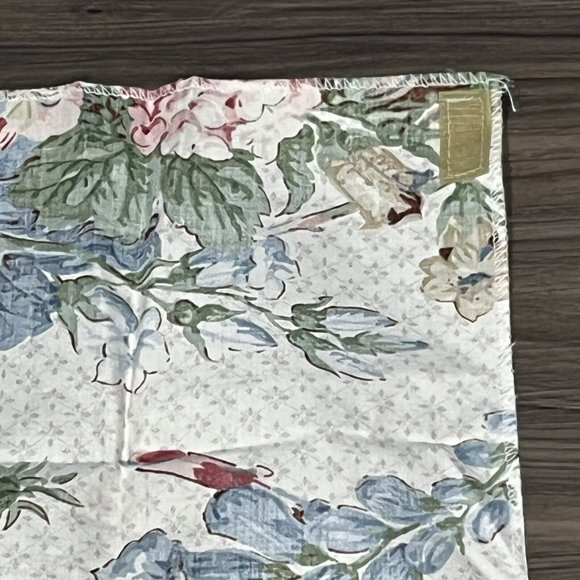 Waverly Designer Series Country House Half Drop Floral Fabric Pattern 660221 - Picture 11 of 16